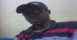 Artur3 36 years old I am from Maputo/Maputo, Seeking Dating Friendship with Woman