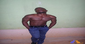 Fortunato malian 34 years old I am from Uige/Uige, Seeking Dating Friendship with Woman