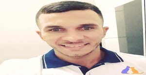 Gabriel datas 26 years old I am from Mossoró/Rio Grande do Norte, Seeking Dating Friendship with Woman