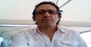 O_contour 54 years old I am from Maia/Porto, Seeking Dating Friendship with Woman