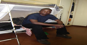 Maxchrist 36 years old I am from Maputo/Maputo, Seeking Dating Friendship with Woman