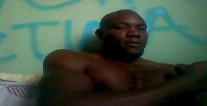 Feshon 42 years old I am from Huambo/Huambo, Seeking Dating Friendship with Woman