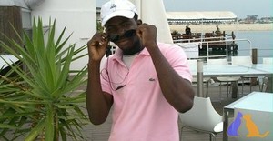 Petilsom 34 years old I am from Luanda/Luanda, Seeking Dating Friendship with Woman