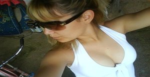 Patyyy21 34 years old I am from Florianópolis/Santa Catarina, Seeking Dating Friendship with Man
