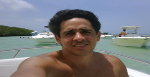 Gustavosoto 44 years old I am from Valencia/Carabobo, Seeking Dating Friendship with Woman