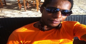Boy7kisses 32 years old I am from Catumbela/Benguela, Seeking Dating Friendship with Woman