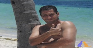 El futbolista 52 years old I am from Barranquilla/Atlántico, Seeking Dating Friendship with Woman