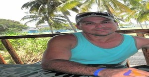 LeHart 54 years old I am from Ciudad de la Habana/La Habana, Seeking Dating Friendship with Woman